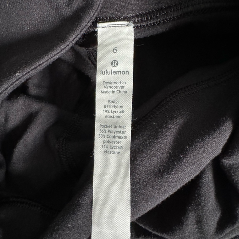 Lululemon Align Pants Black Knot Size 6 - Picture 3 of 4